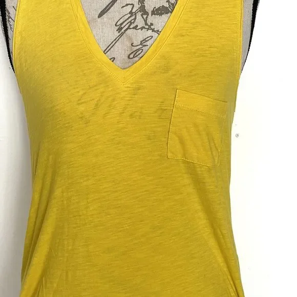 Madewell Womens Blouse Top Size Small Sleeveless V Neckline Yellow Pocket Knit - Picture 4 of 9